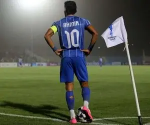 استایل عجیب رامین رضاییان در تمرین استقلال