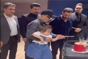 آواز معروفا؛ اکران صدام شد پارتی تولد رضا عطاران چه رقص چاقویی میره با دختربچه مهمون