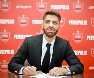 (ویدیو) میلاد سرلک با تیپ و استایل مافیایی در باشگاه پرسپولیس