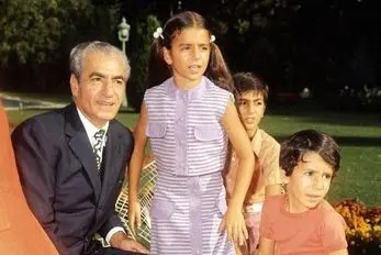 سفر به ایام قدیم؛ عشرت طلبی های شاه خوشگذران به دور از چشم فرح