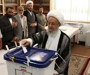 فتوای آیت‌الله مکارم: رای دادن واجب است