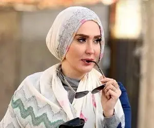 کشف حجاب زهره فکور صبور با موهای بلوندش + عکس