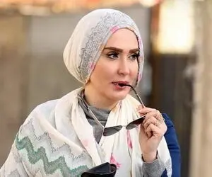 کشف حجاب زهره فکور صبور با موهای بلوندش + عکس