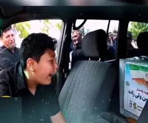آواز احساسی؛ طفل معصوم پیش جنازه پدرش نشسته با زجه هاش غش میندازه تو دلت