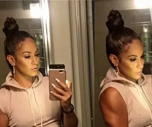 زنی که شباهت بسیاری به جی لو دارد، یک ورزشکار است 