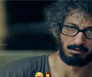 سکانس خندان؛ میمیک صورت بهرام افشاری به صحنه عاشقانه جلوش منفجر کنندس