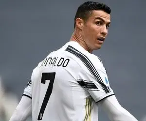 خبر مهمی که در هیاهوی توپ طلا گم شد؛ اتهام جعل سند به ستاره فوتبال!