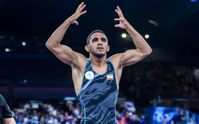 (ویدئو) خوشحالی همسر رحمان عموزاد و نوزادش بعد از برد مقابل حریف ژاپنی