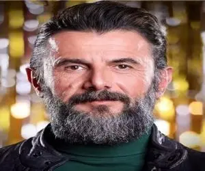 آواز معروفا؛ امین حیایی با 55 سال سن یجور پیچ و تاب خوشگلش میده واج بمونی