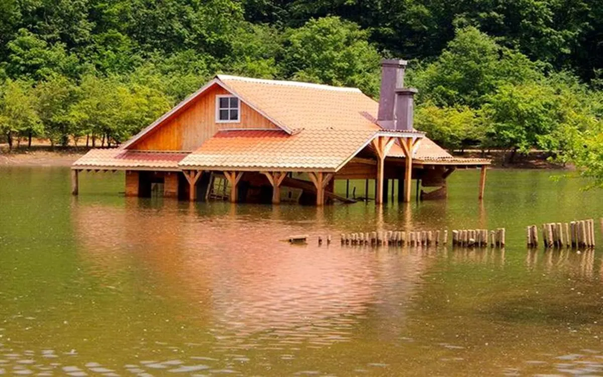 5 تا از عاشقانه_ترین مقاصد برای سفر پاییزی - تصویر 1