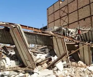 لحظه هولناک فرو ریختن یک منزل مسکونی واقع در دماوند تهران