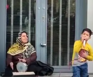 آواز خیابانی؛ وقتی این مادر و پسر با دل بند بند تو آرون افشار تو خیابان غوغا بپا کردن