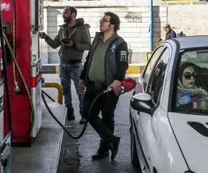 با هر کارت سوخت چند لیتر بنزین می توان زد؟