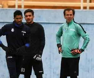 (عکس) دروازه‌بان پرسپولیس به استقلال پیوست