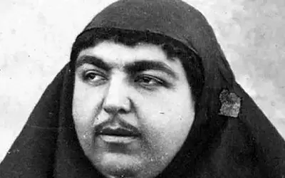 چاق و سبیلو باش تا خواستنی باشی! دلیل چاقی و سبیل داشتن زنان قاجاری چه بود؟