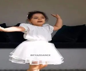 آواز بلرزون؛ ای خدا دختربچه شیرین بلا انقد خرامان و نرم میرقصه دلتو میبره