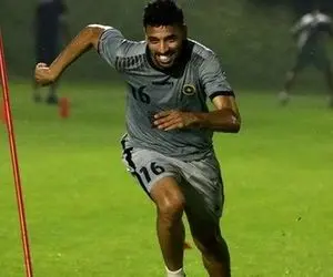 هافبک سابق سپاهان راهی لیگ عمان می شود
