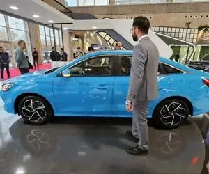 خودرو‌های وارداتی که بدون مشتری در نمایشگاه ها جا خوش کرده اند