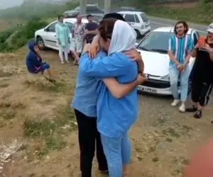 (ویدیو) خواستگاری جالب از خانم در جاده چالوس