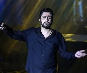 آواز اصیل؛ روزبه بمانی چه دلبرانه و معطوفانه آهنگ جونمو بگیر رو میخونه!