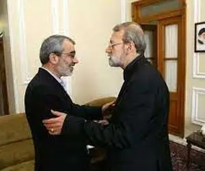 بحث توئیتری لاریجانی و کدخدایی بالا گرفت