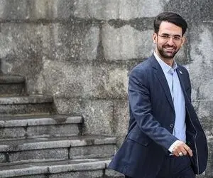 کنایه آذری جهرمی به استقلالی‌ها؛ فامیل عروس و داماد جمع اند!