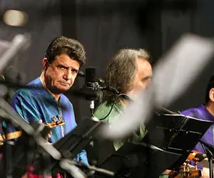 آواز بهشتی؛ وقتی محمدرضا شجریان تو 73 سالگی اینجوری وسعت صداش رو به رخ میکشه