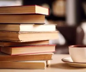 پنج کتاب که اگه گول فروشنده رو بخوری هیچ جوره ازشون سر در نمیاری؛ حرفه ای کتاب باز شو