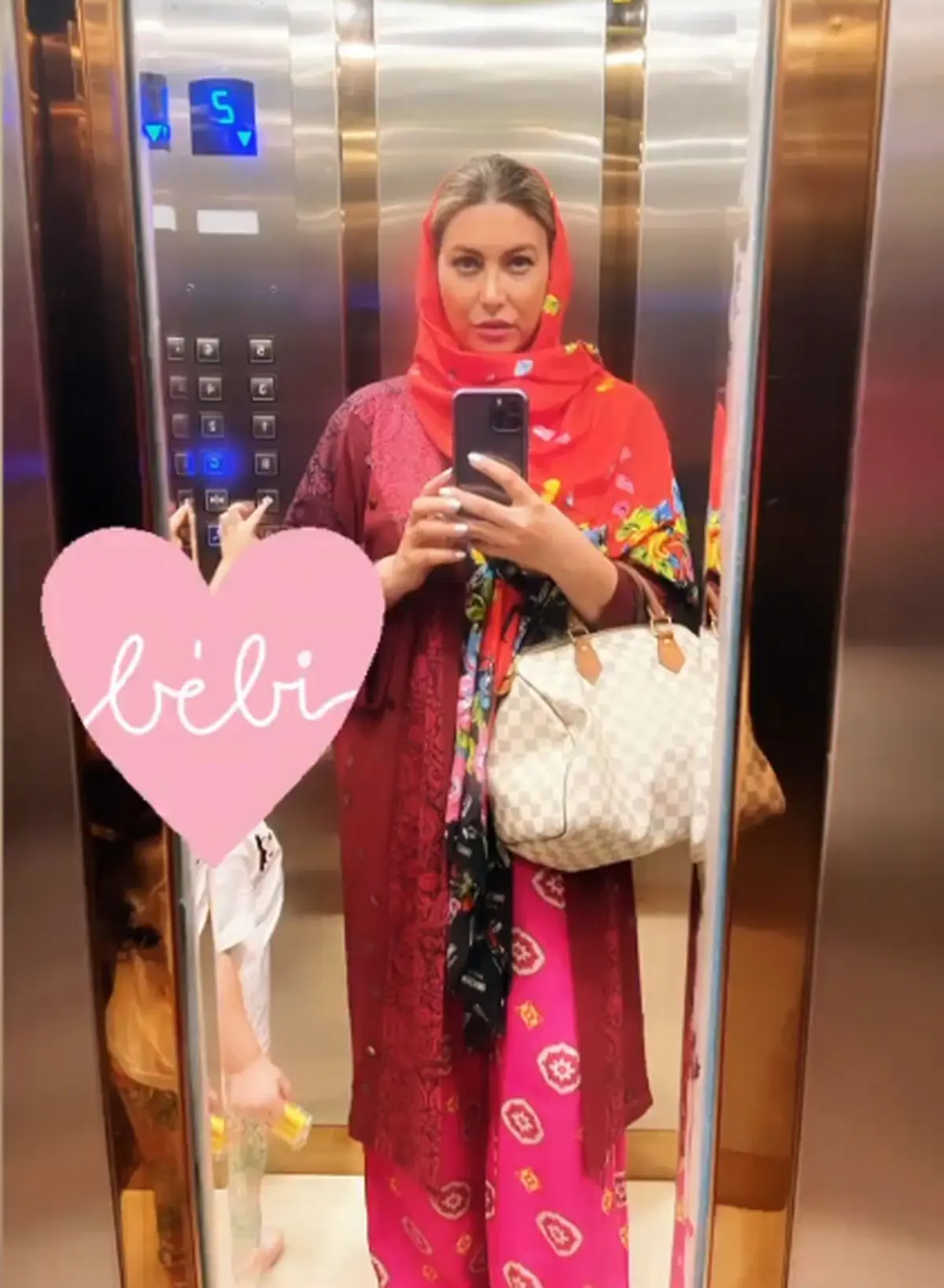 فریبا نادری