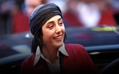 (عکس) گلشیفته فراهانی و علی نصیریان روی فرش قرمز