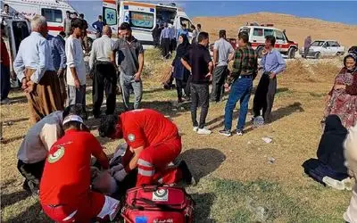 مینی‌بوس حامل دانش‌آموزان در نقده واژگون شد + جزئیات مصدومان