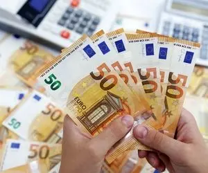 آغاز فروش ۵۰۰۰ یورو در شعب منتخب بانکی؛ شرایط خرید چیست؟