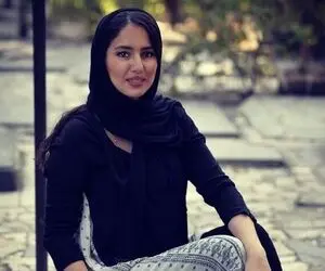 دختر سعید آقاخانی سیگاری شد!