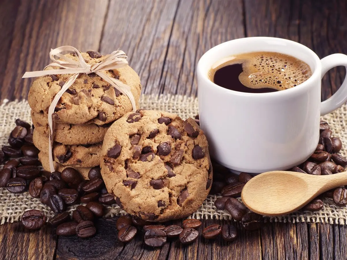 WAISTLINE-Don_t drink Coffee alone