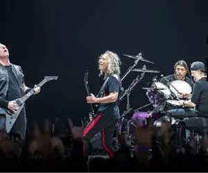 آواز غربی‌؛ موزیکی که متالیکا زنده روی استیج اجرا کنه موزیک نیست مخدره! 