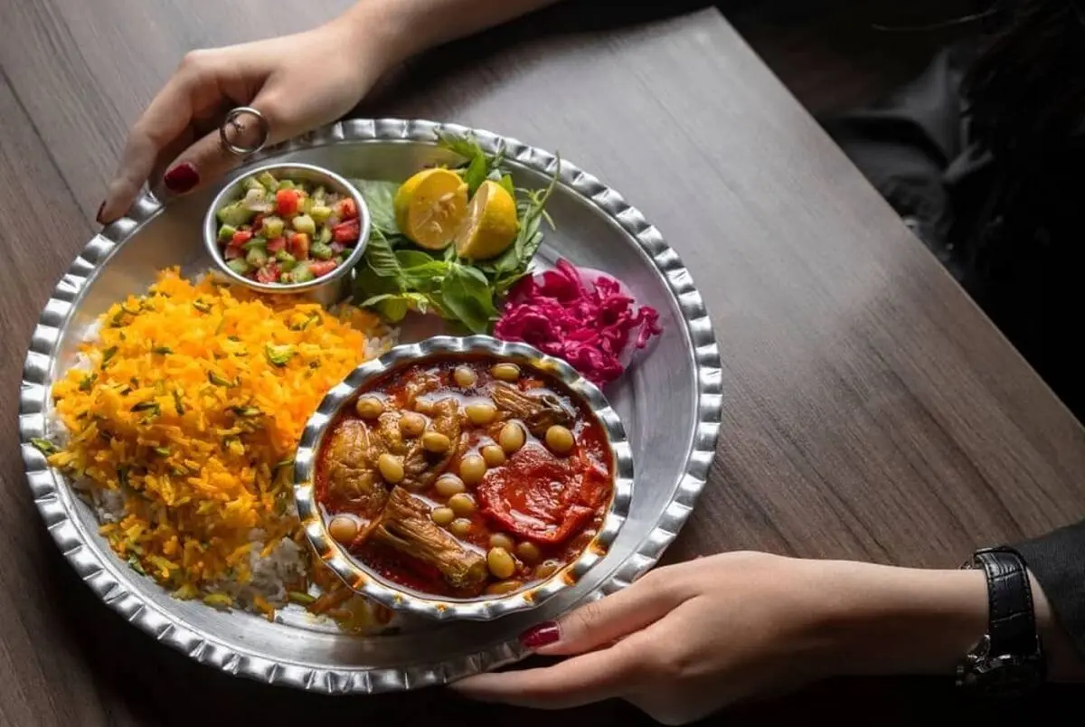 مسمای مرغ و بادمجون