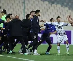 بازیکنی که در بازی استقلال-گل گهر اخراج شد و هیچکس ندید!