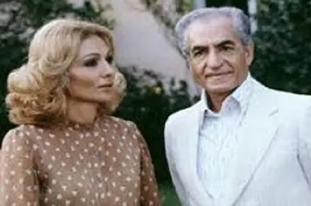 سفر به 77 سال پیش؛ شیطنت های فرح دیبا در دوران جوانی