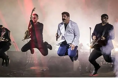 آواز بانی؛ بهنام بانی جسارت کرد و تو کنسرتش درد کشیده من خوند اونم نه فارسی