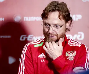 اعتراف جالب سرمربی روسیه در خصوص بازی با ایران!