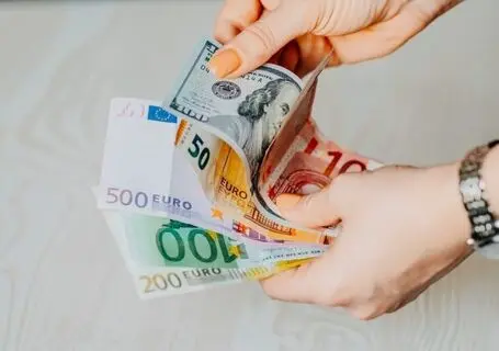جدیدترین قیمت دلار، یورو و تتر امروز چهارشنبه ۲۵ شهریور ۱۴۰۵
