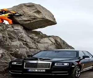 دنیای خودروسازی؛ آزمایش تعیین مقاومت رولزرویس مقابل تخته سنگ فولادی/ اتفاق باورنکردنی