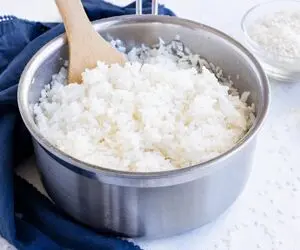 ترفندهای خانه داری؛ اینجوری برنج شفته شده رو نجات بدید