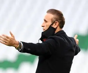 بازدید سرمربی پرسپولیس از ورزشگاه جواهر لعل نهرو