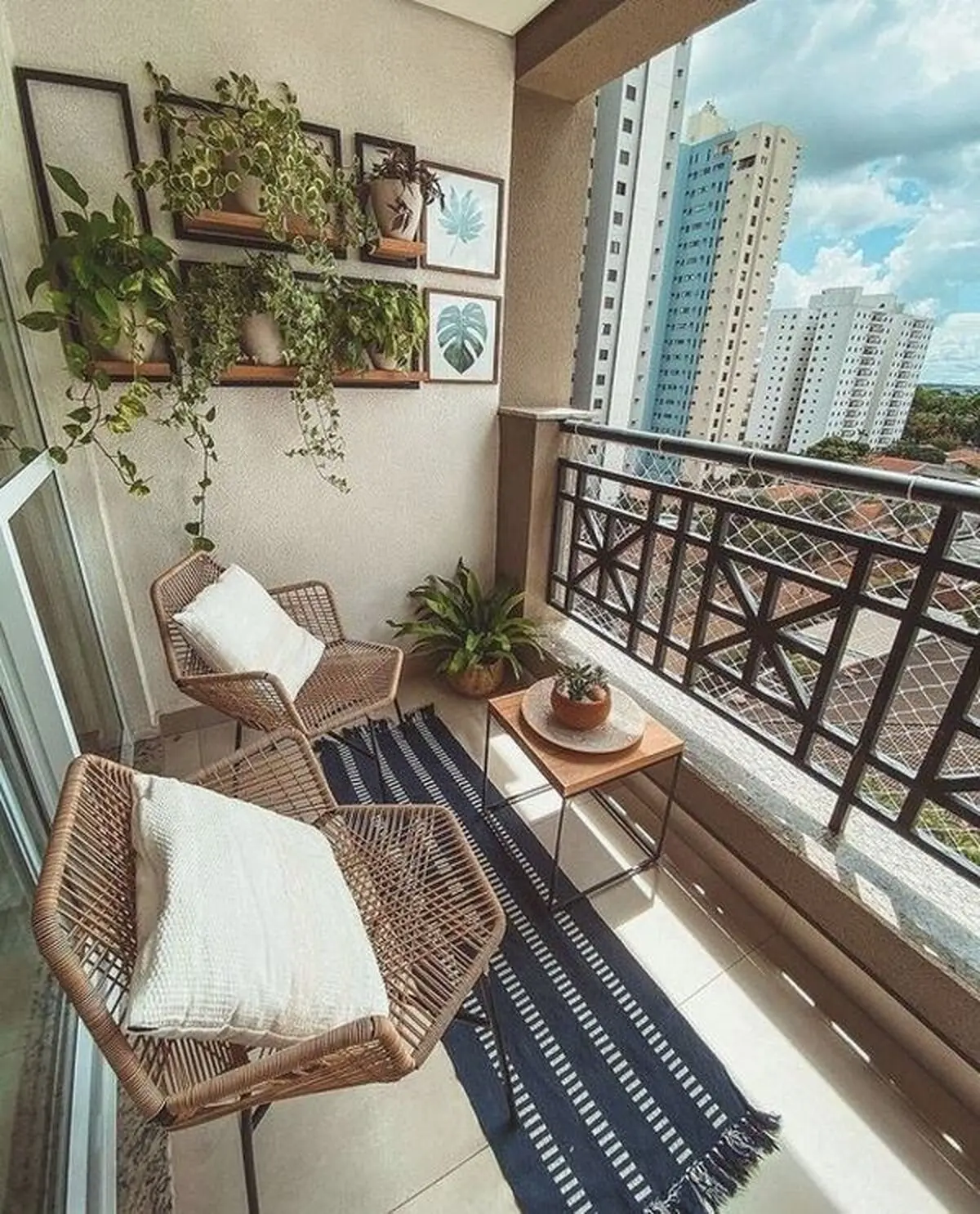 Balcony-decoration-23
