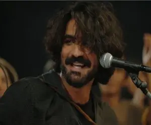 آواز احساسی/آرامش جانم هرشب نگرانم عرفان کنسرتو غرق عشق کرده/فوران احساس با این آواز