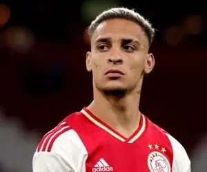 شاه ماهی برزیلی به منچستریونایتد پیوست!