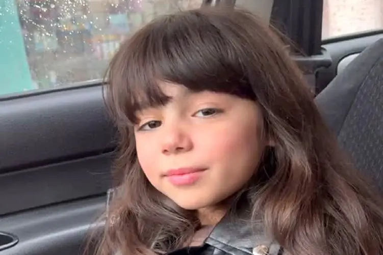 آواز معروفا؛ دختر گیسو کمند دوستداشتنی آهنگ دنیای ما کوو رو دردناک خوند