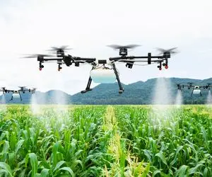 کشاورزی نوین؛ با ربات پرنده چند هکتار زمین تو چند دقیقه آبیاری میکنن واقعا حیرت انگیز