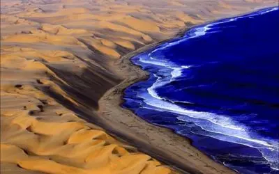 شگفتی های طبیعت؛ اینجا تلاقی موج های اقیانوس اطلس با صحرای نامیب را خواهید دید